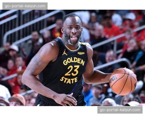 特写：德雷蒙德·格林生涯第150次技术犯规后的冷静与反思